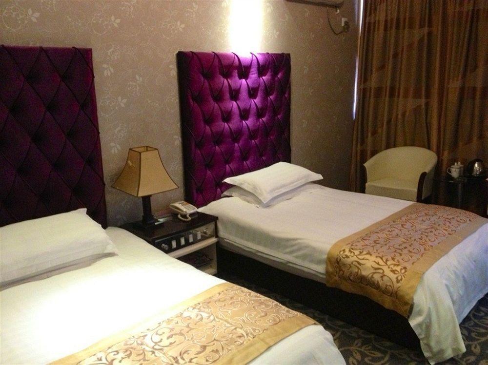 Jiujiu Holiday Hotel Shanghai Buitenkant foto