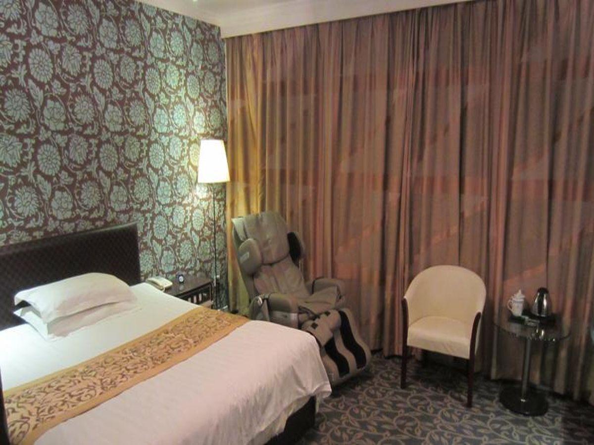 Jiujiu Holiday Hotel Shanghai Buitenkant foto